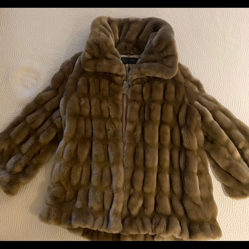 Ellie Tahari faux fur Tara jacket in champagne.
